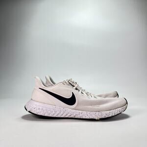 Nike Revolution 5 White Running Shoes DJ6009-100 Women's Size 10.5 Men's 9